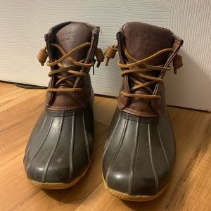 Sperry boots